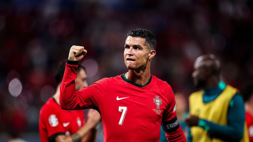 足協杯半決賽次回合山東魯能1-0武漢卓爾 費萊尼打入全場唯一進球.